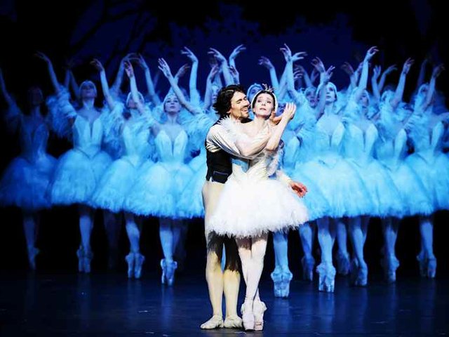 World Ballet Company: Swan Lake