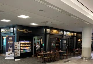 Fionn MacCool’s - YYZ Terminal 3 - After security (CAN/INTL) - Near gate B24