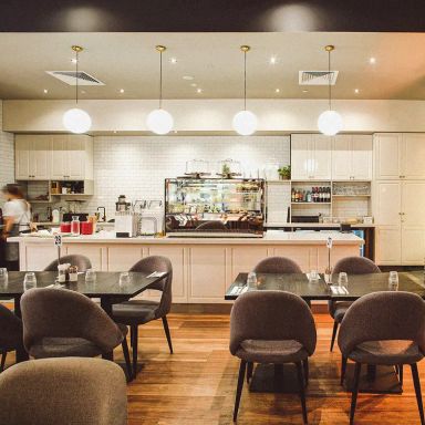 Otti - Cafe, Bar and Restaurant