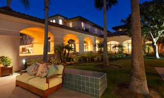 Coast 6450 Restaurant