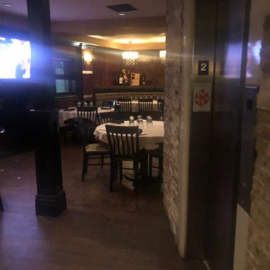 Downtown Louie's Lounge
