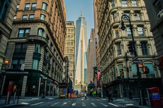 Manhattan Group Tour Including Wall Street and 911 Memorial