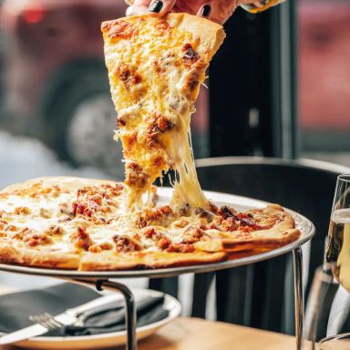 UNA pizza + wine - 17th Ave