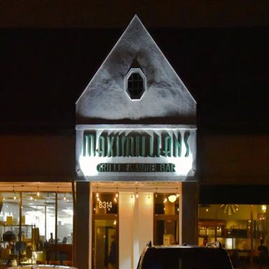 Maximillians Grill & Wine Bar