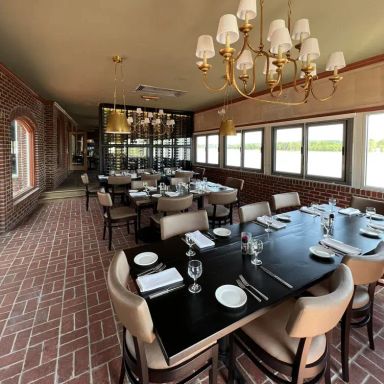 Caproni's on the River