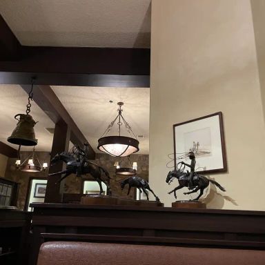 Far Western Tavern