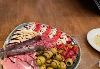 Botto's Italian Line Restaurant