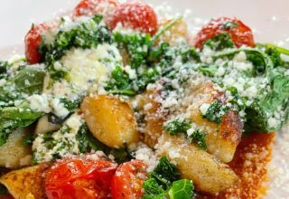 Harveys Bar and Bistro