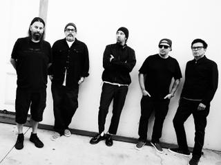 Dia de los DEFTONES