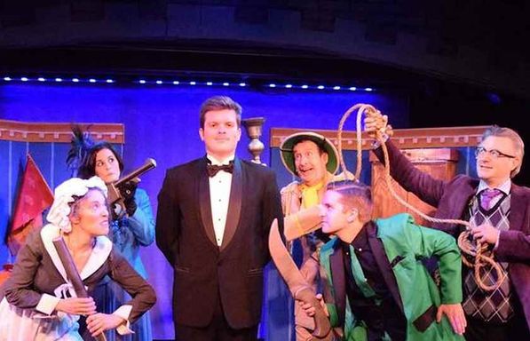Clue On Stage