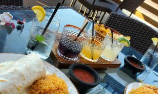 Los Agaves Grill - Westfield