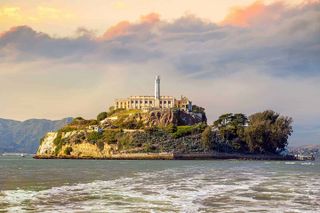 Best of SF: Alcatraz Island, Ferry, & Hop-on Hop-off Bus Tour