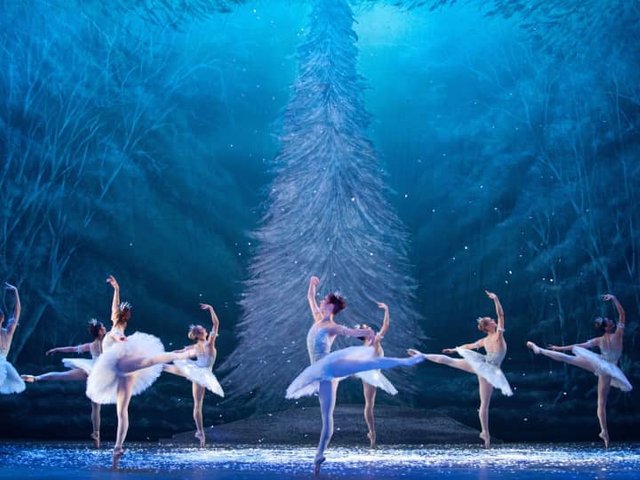 Alberta Ballet - Snow White