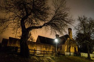 Echoes of Twilight Late Night Ultimate Ghost Tour of Williamsburg