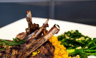 Streetlight Kitchen & Bar