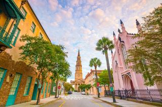 Discover Charleston! (Small Group Walking Tour - Max 10 Guests)