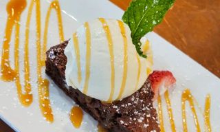 D.H. Lescombes Winery & Bistro - Albuquerque