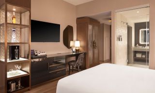 Caesars Republic Scottsdale, a Hilton Hotel