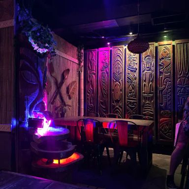 TiKi TiKi on Whyte