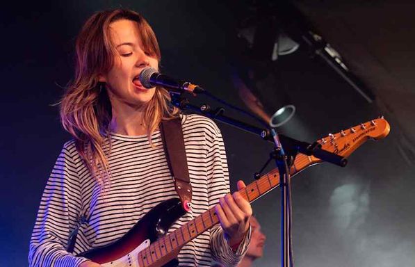 THE BELAIR LIP BOMBS / DUST