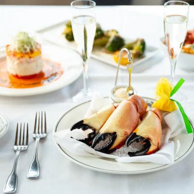 Truluck's - Ocean's Finest Seafood & Crab - Austin Downtown
