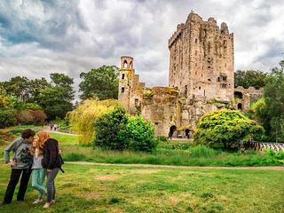 Dublin to Rock of Cashel, Cork City & Blarney Castle Guided Tour