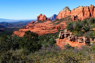 Sedona Jeep Tour in 4X4 Hummer On-Road - Sedona Highlights