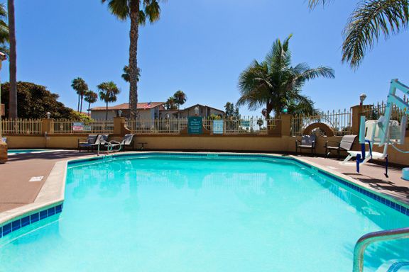La Quinta Inn & Suites by Wyndham Carlsbad