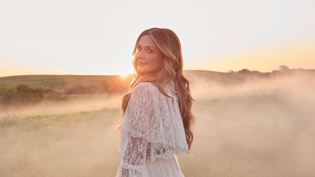 Carly Pearce - Honest Woman: Up Close - Presented by Conundrum Wines