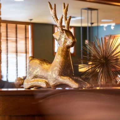 Carlyle Grill
