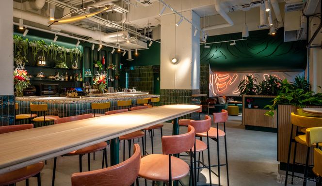 Venue at 11:59 Bar:Café