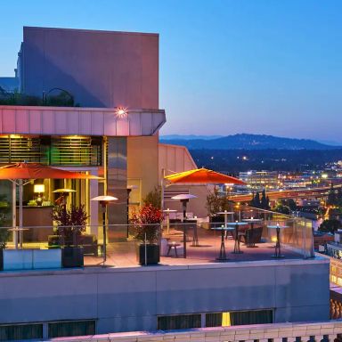 Departure Restaurant and Lounge
