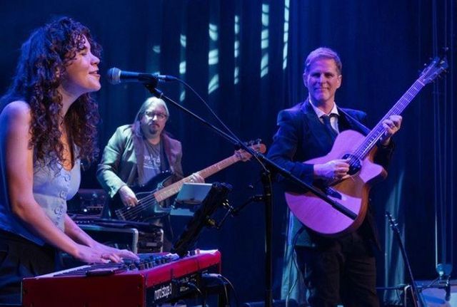Classic Troubadours Live