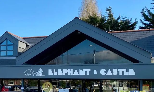 Elephant & Castle - Churchtown