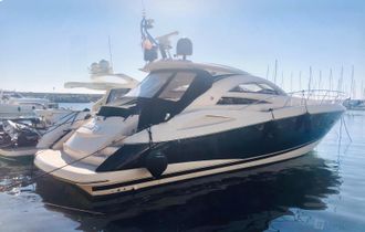 58 FT Motor Yacht at BOAT TORONTO