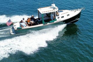 Private Yacht Tour in Portland, Maine 2hr, 4hr and 6hr Available