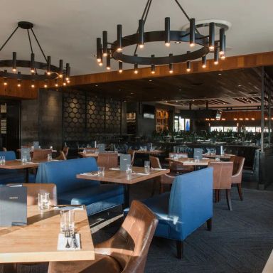 Earls Kitchen + Bar - Vaughan