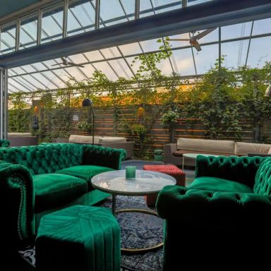 Botanical Lounge