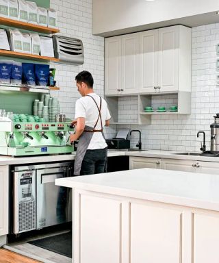 Otti - Cafe, Bar and Restaurant