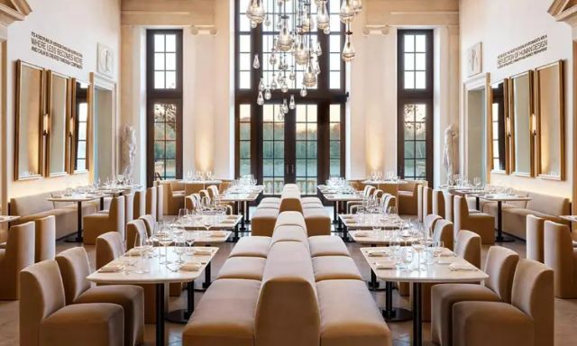 The Dining Room at RH Indianapolis