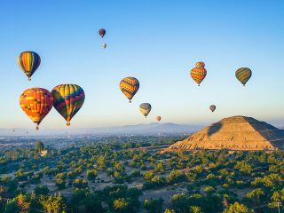 Balloon flight + Breakfast in a cave + Pick up in CDMX (Optional)