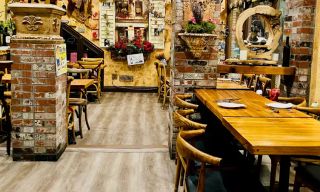 Amour Amour Wine Bar & Tapas