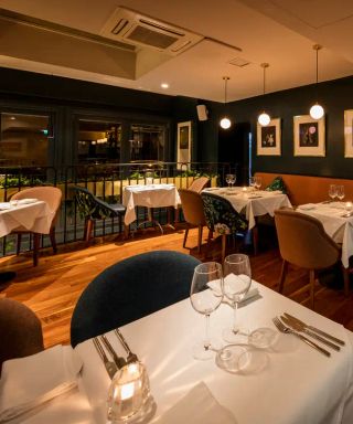 BANG restaurant & wine bar