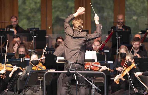 Richter's Four Seasons and Copland 3