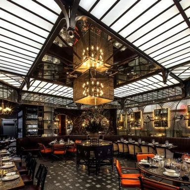 Mott 32 - Vancouver