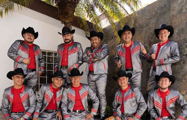 Banda Zeta & Banda la Kebradora & Super Ases en concierto