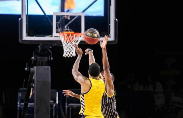 Saskatoon Mamba vs. Edmonton Stingers