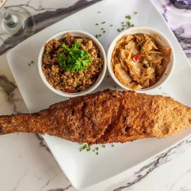 Swigzz Restaurant & Lounge