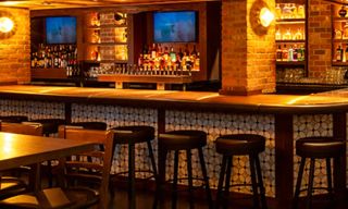 Elephant & Castle - Calgary