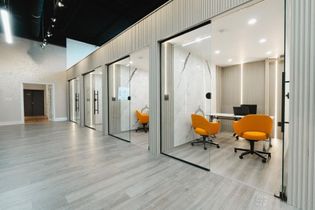 Private Room 4 at Global Link Trade Hub